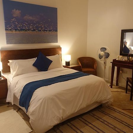 Alexanders Hotel Dar-es-Salaam Eksteriør bilde