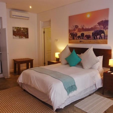 Alexanders Hotel Dar-es-Salaam Eksteriør bilde