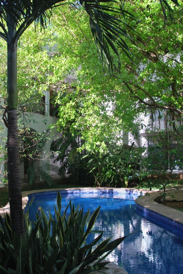 Alexanders Hotel Dar-es-Salaam Eksteriør bilde